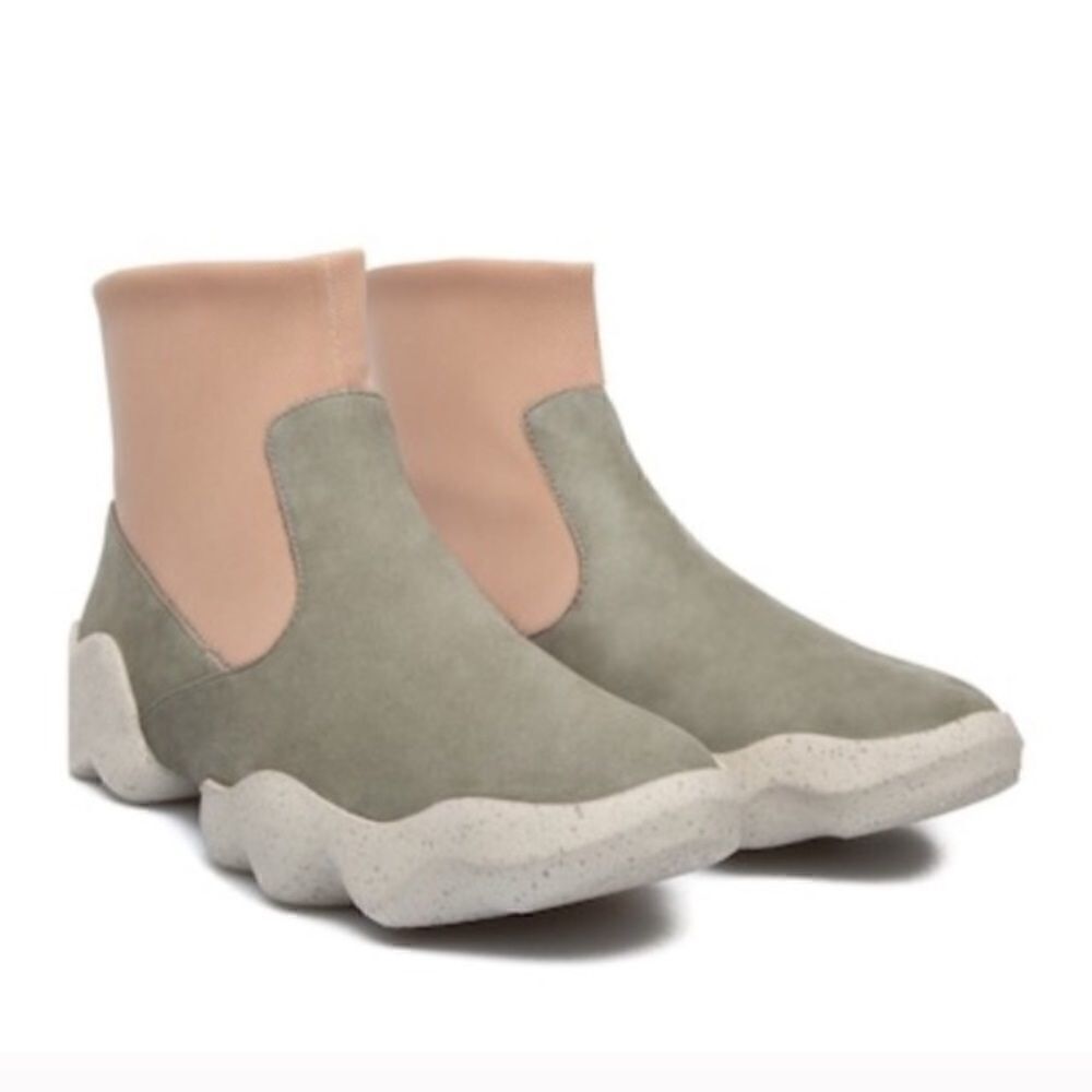 NWT Camper Tan Green Sneaker Boots Booties
